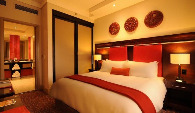 Peermont Metcourt Suites At Emperors Palace Кемптън Парк Екстериор снимка